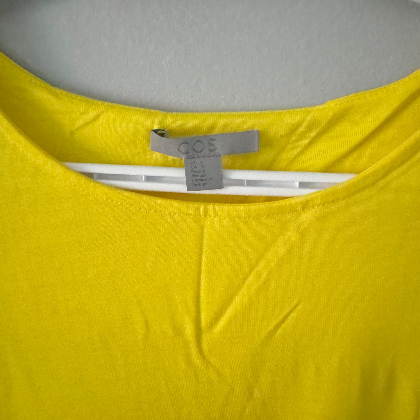 COS / Yellow short sleeve top / Women L