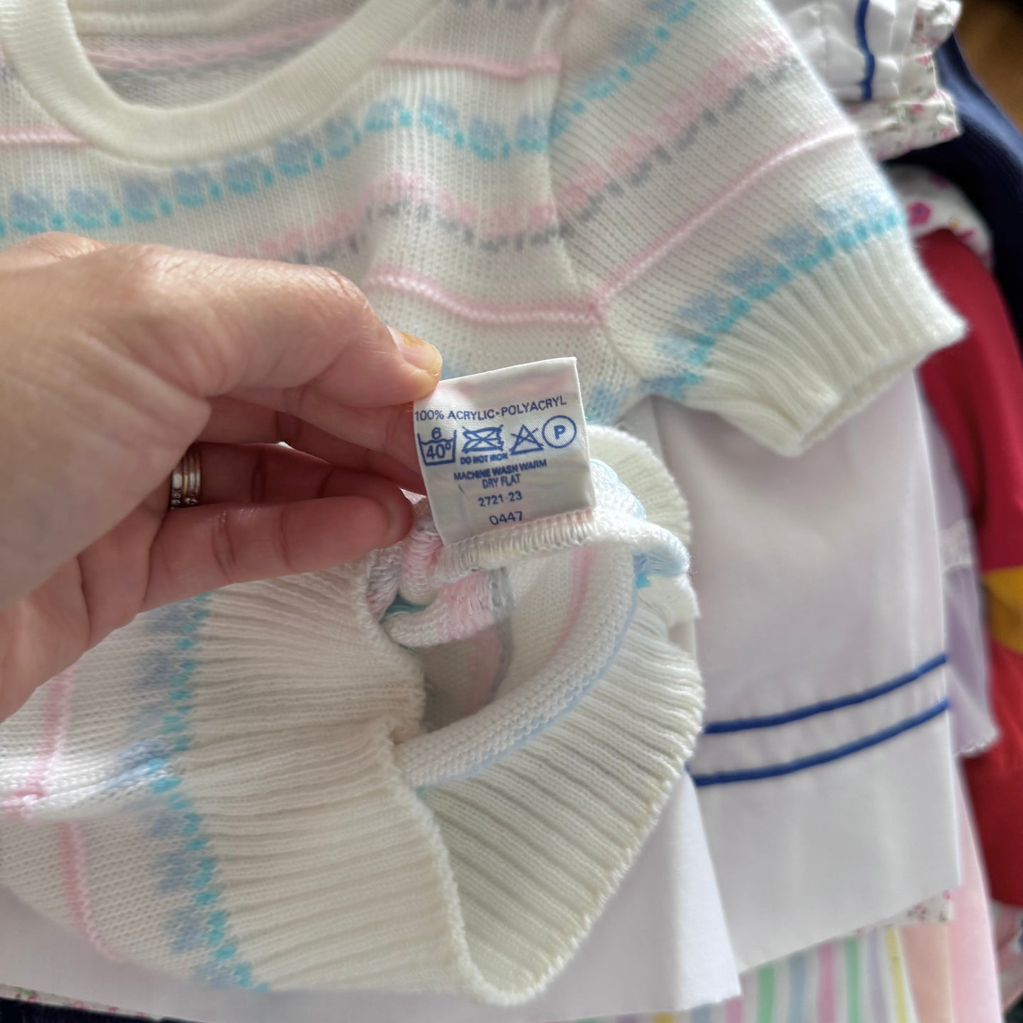 Vintage / White pink short sleeve knit pullover / 90