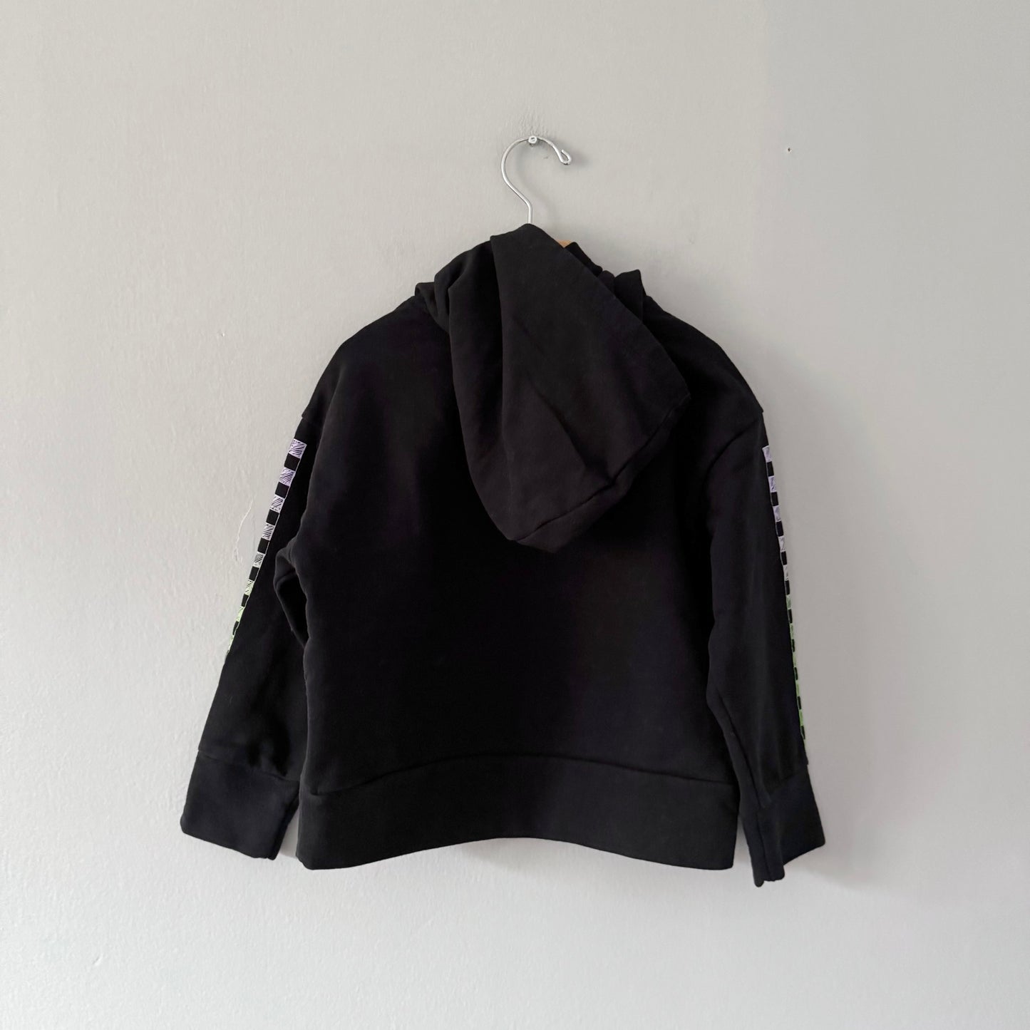 Unknown brand / Black Mickey hoodie / 4-5Y