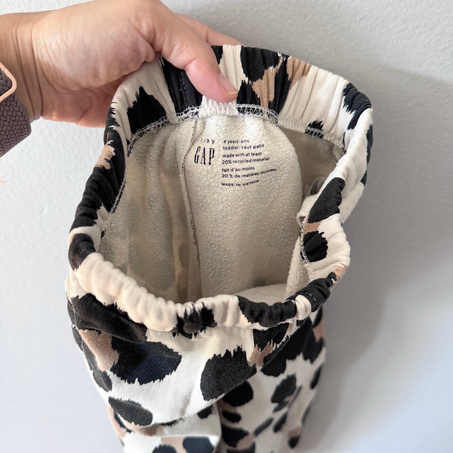 Gap / White leopard crew set / 4Y