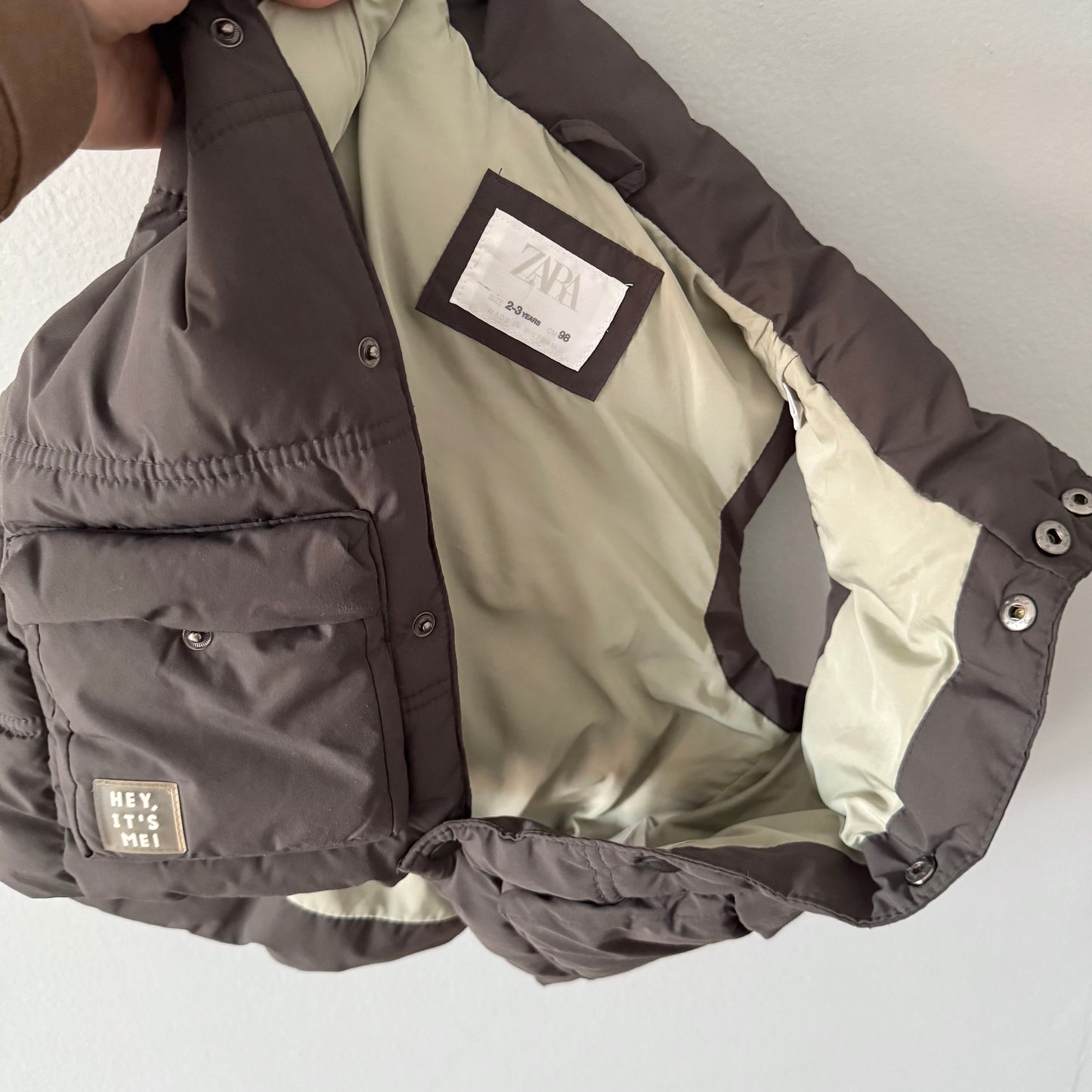 Zara / Dark brown puffer vest / 2-3Y