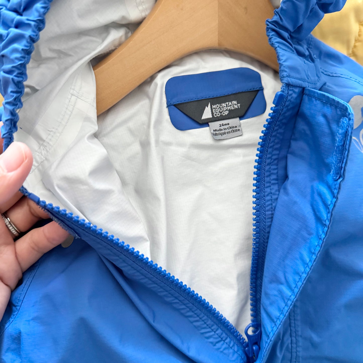 Mec / Blue rain jacket / 24M