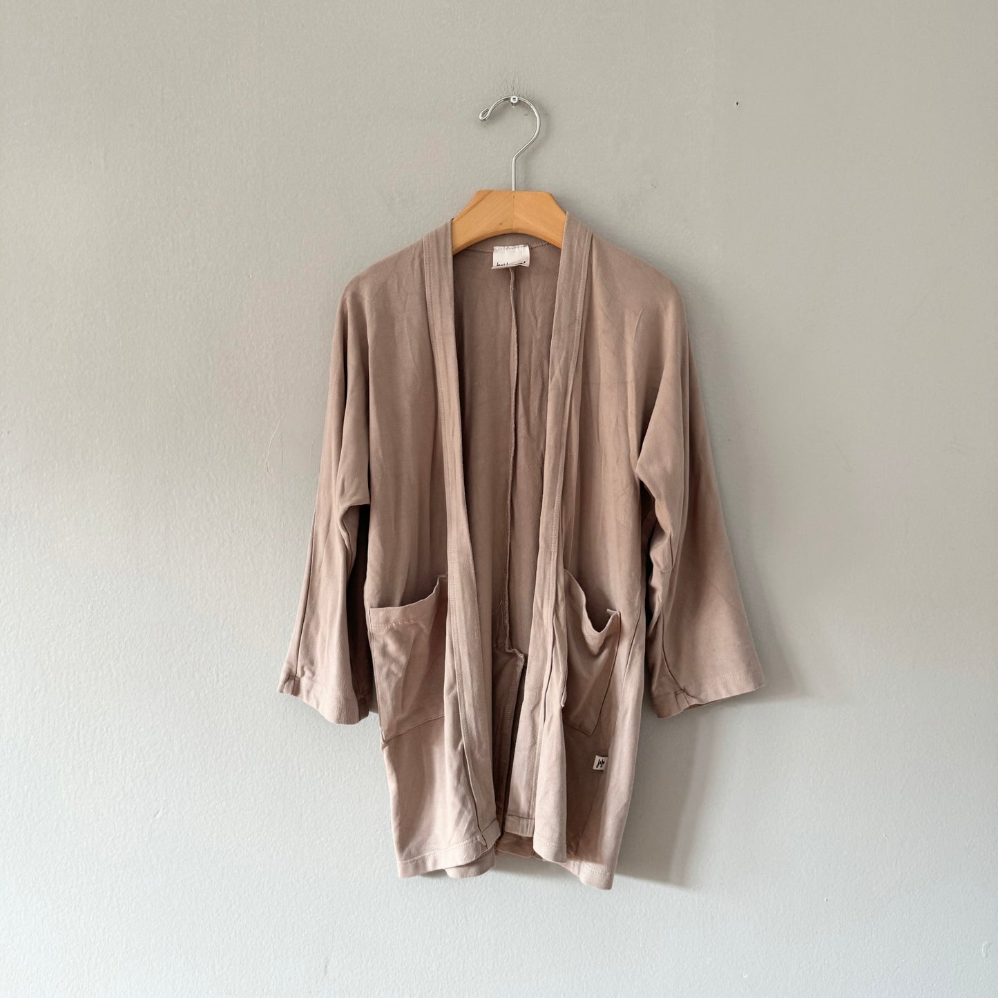 Jax & Lennon / Beige bamboo rayon cardi / 3-4Y