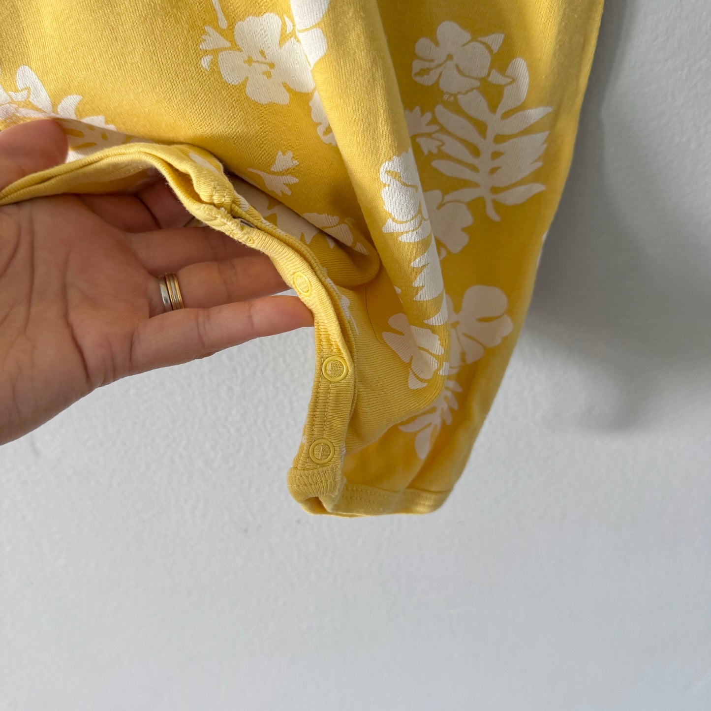 Petit Bateau / Yellow tank romper / 24M