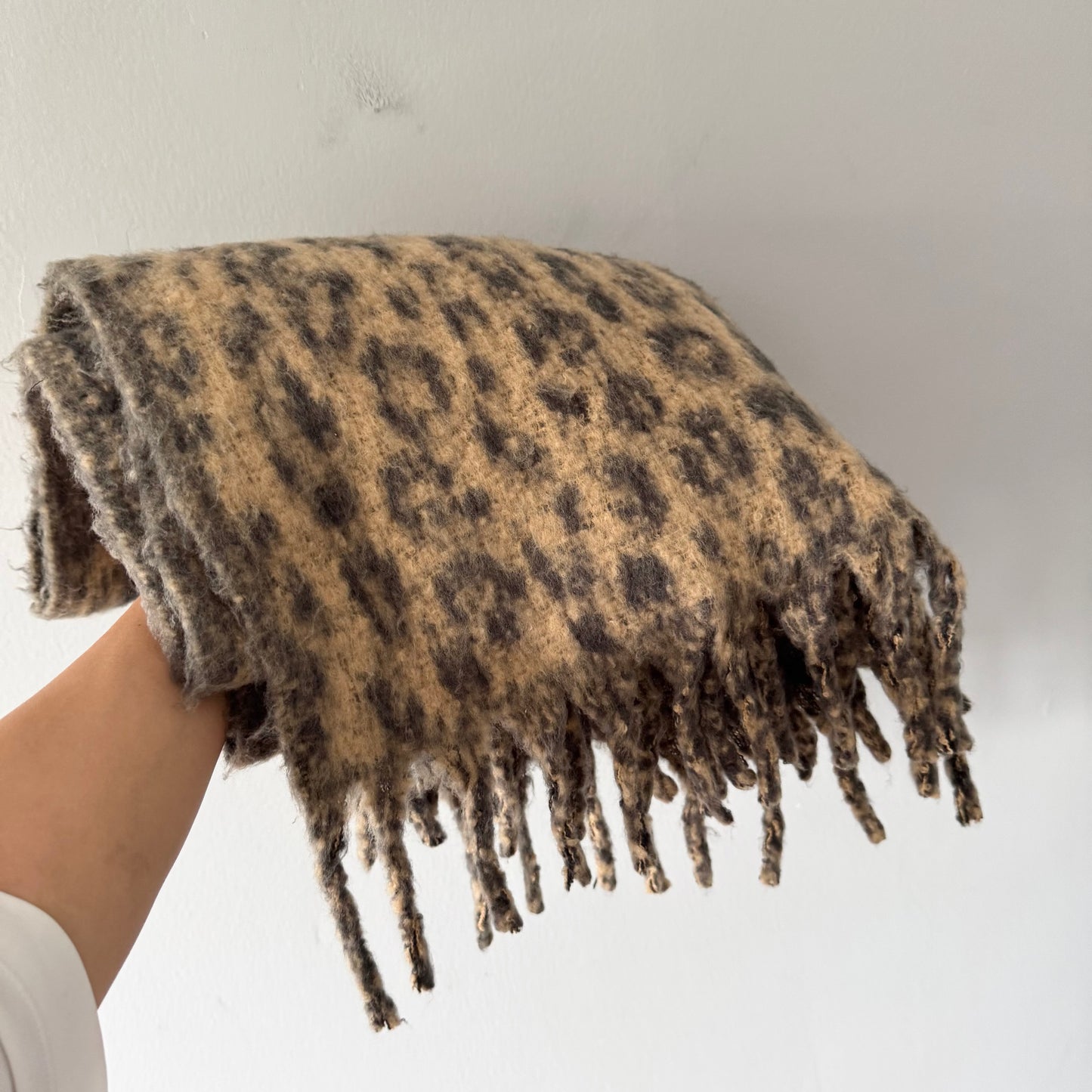 Gap / Leopard pattern big scarf / One size
