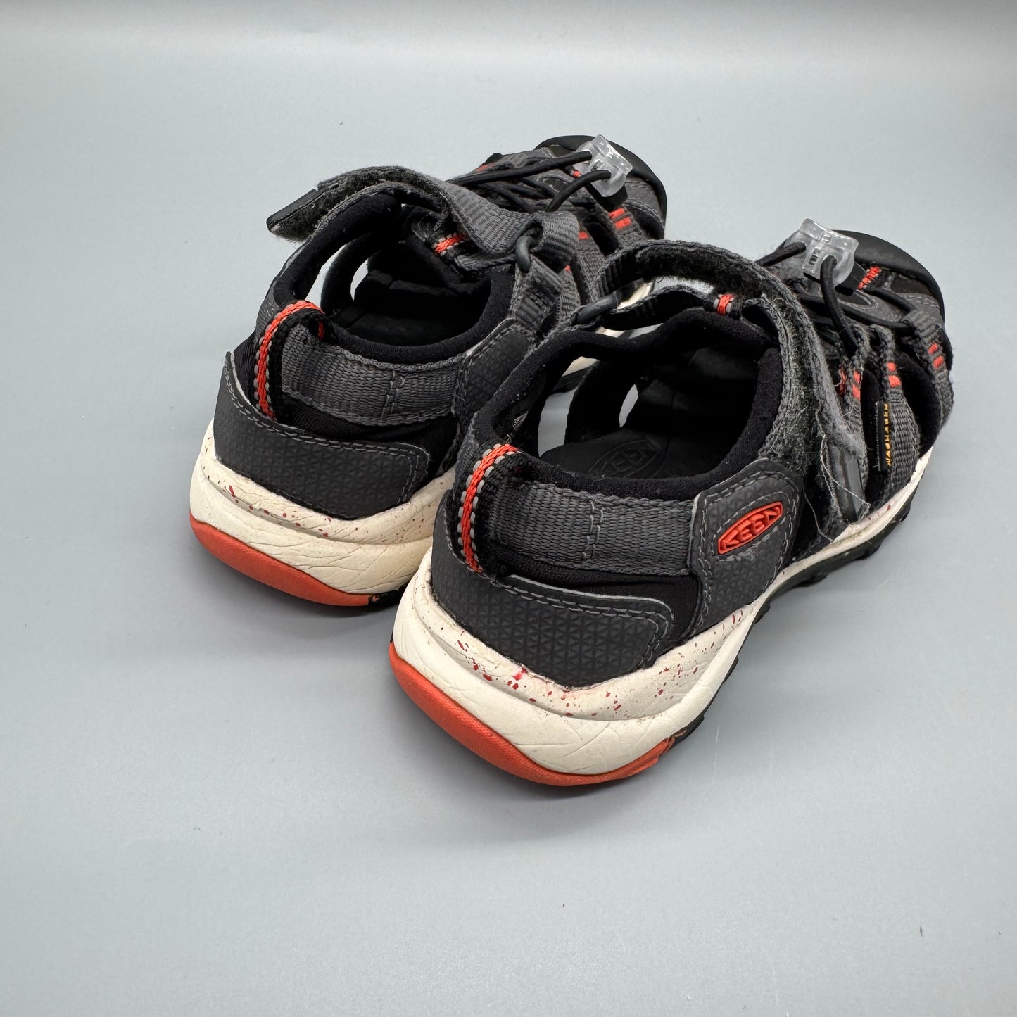 Keen / Sandals / US12