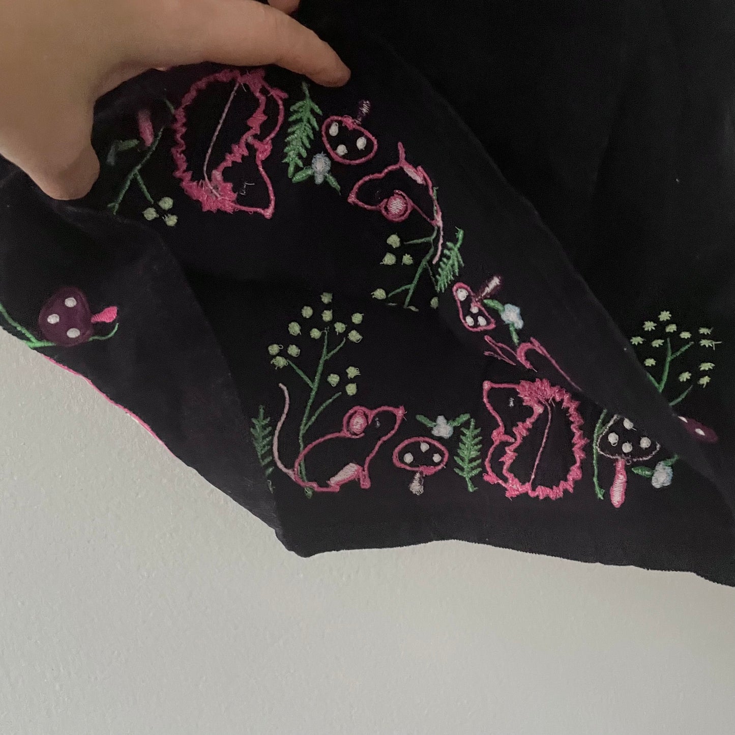 Jojo maman bebe / Black corduroy dress / 12-18M