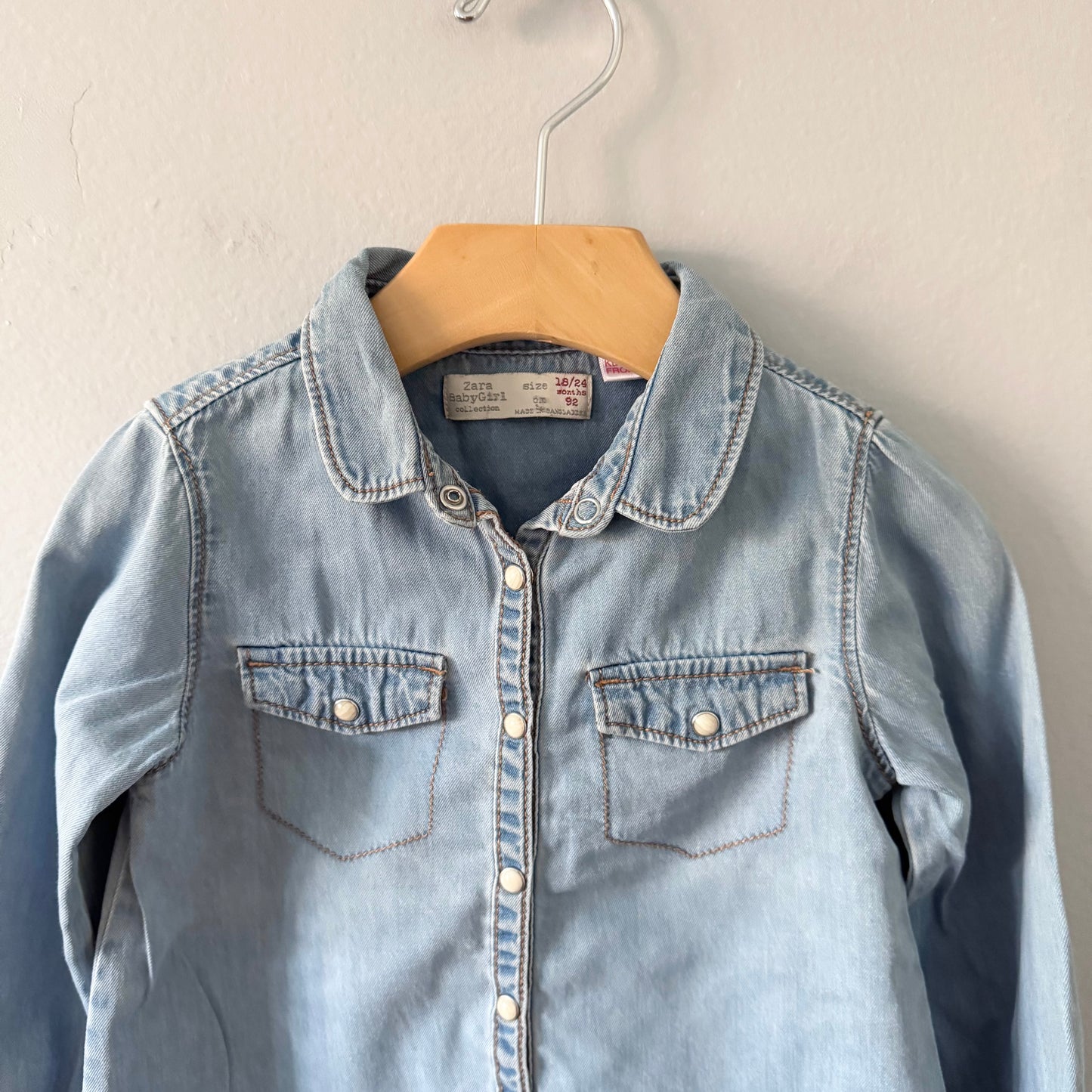 Zara / Denim shirt / 18-24M