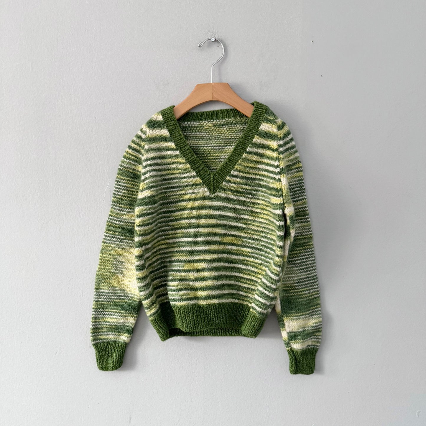 Handmade / V neck knit pullover / 7Y