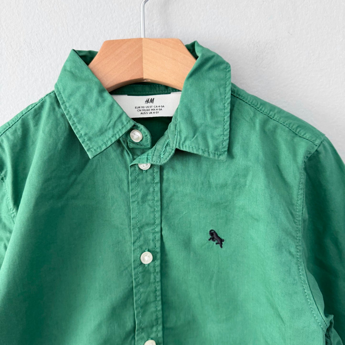 H&M / Green dress shirt / 4-5Y