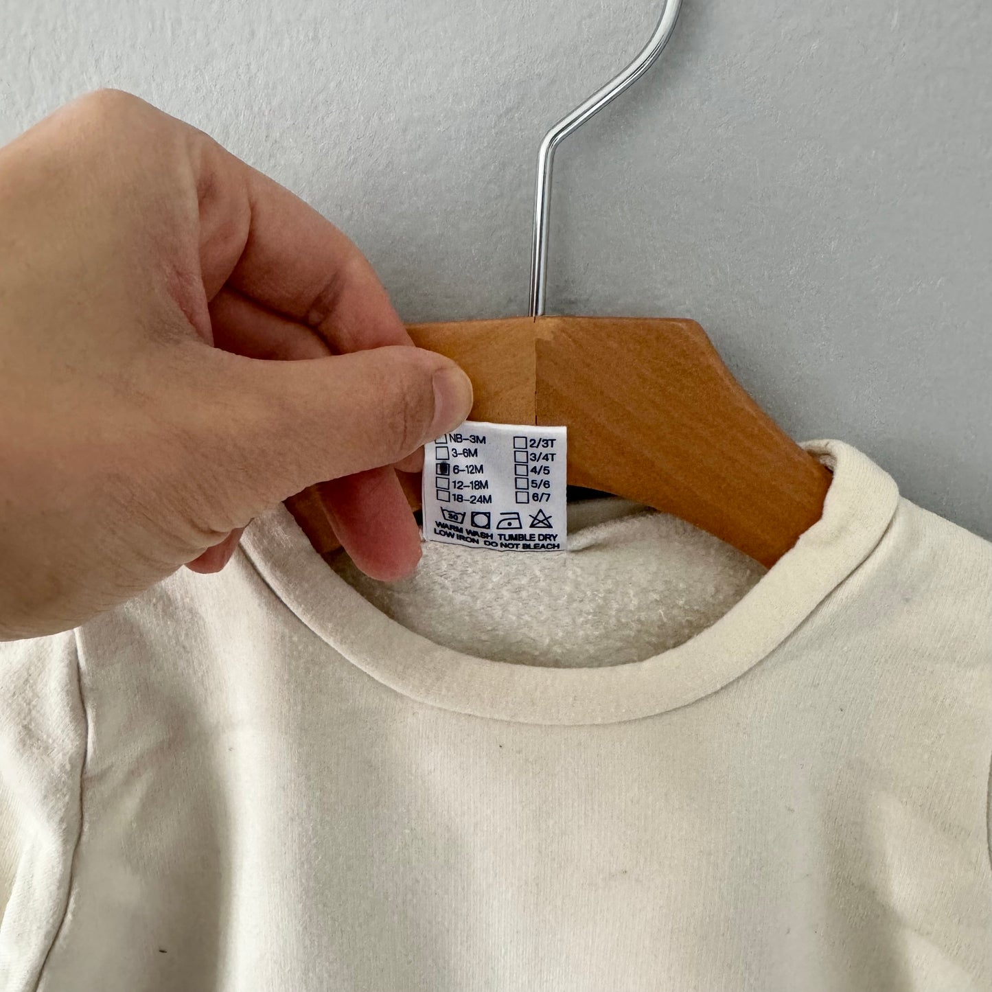 Plumkids / Tiny Human sweatshirt / 6-12M