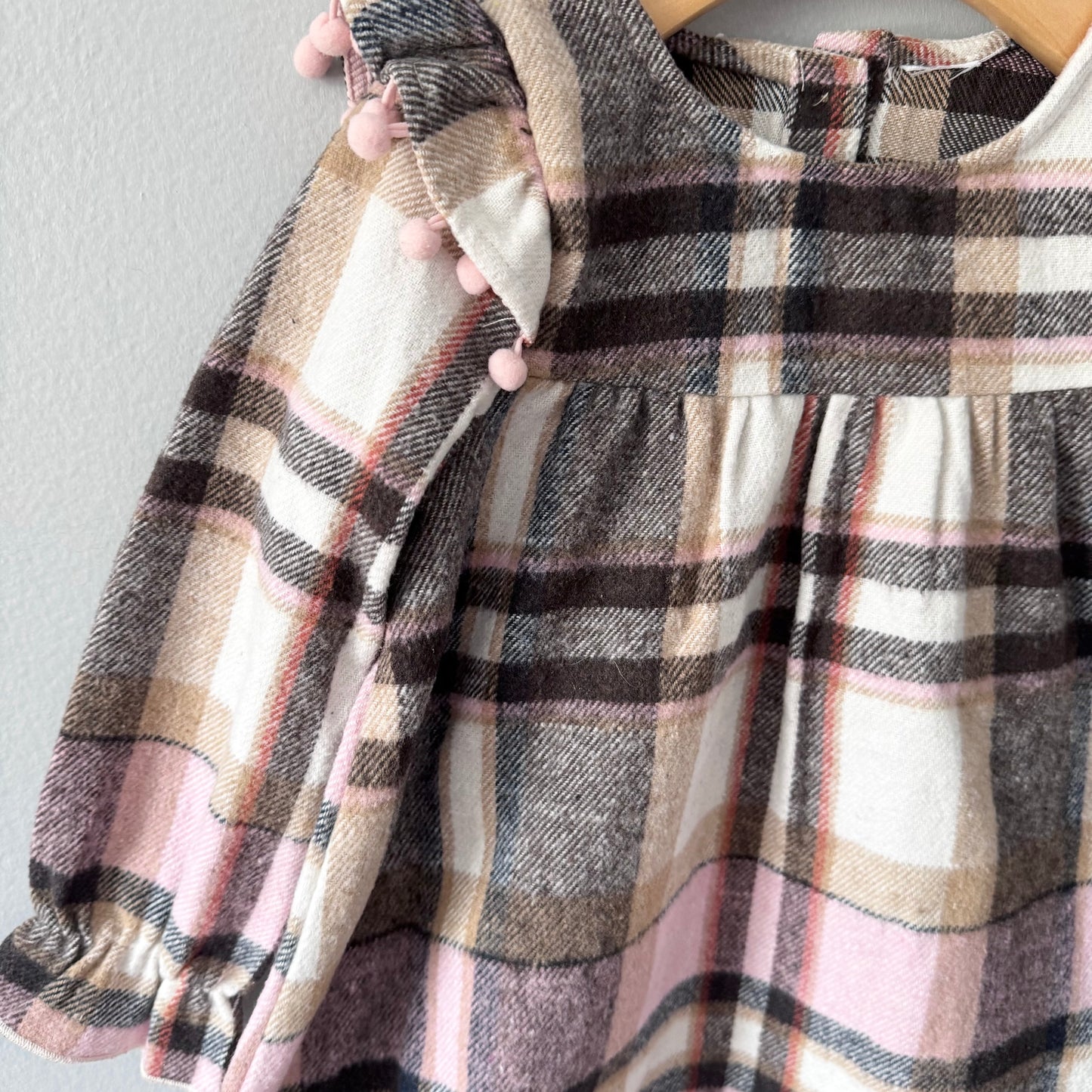 No brand / Beige brown check flannel dress / 4Y