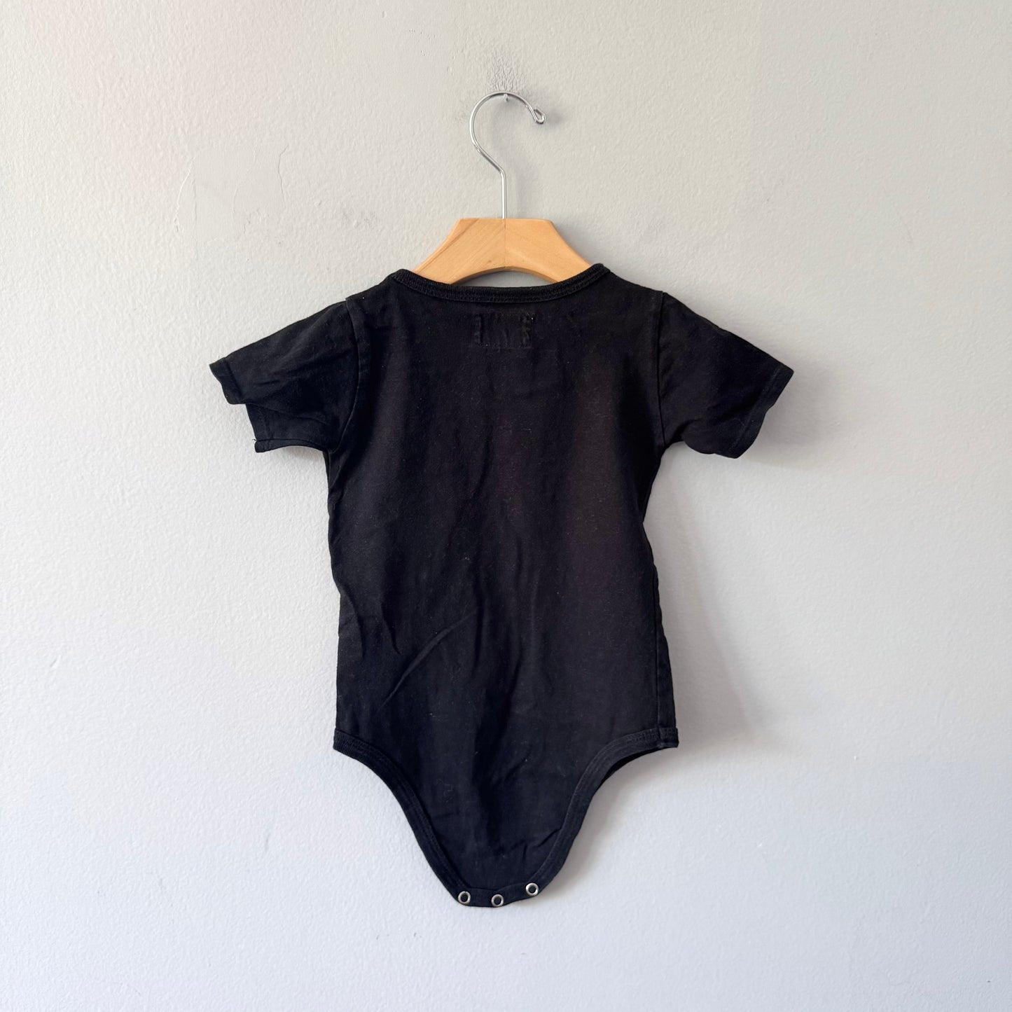 Mini mioche / Black short sleeve onesie / 18-24M