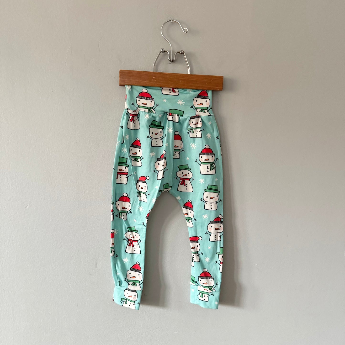 Curiously Crafting / Snowman leggings / 18-24M - New with tag