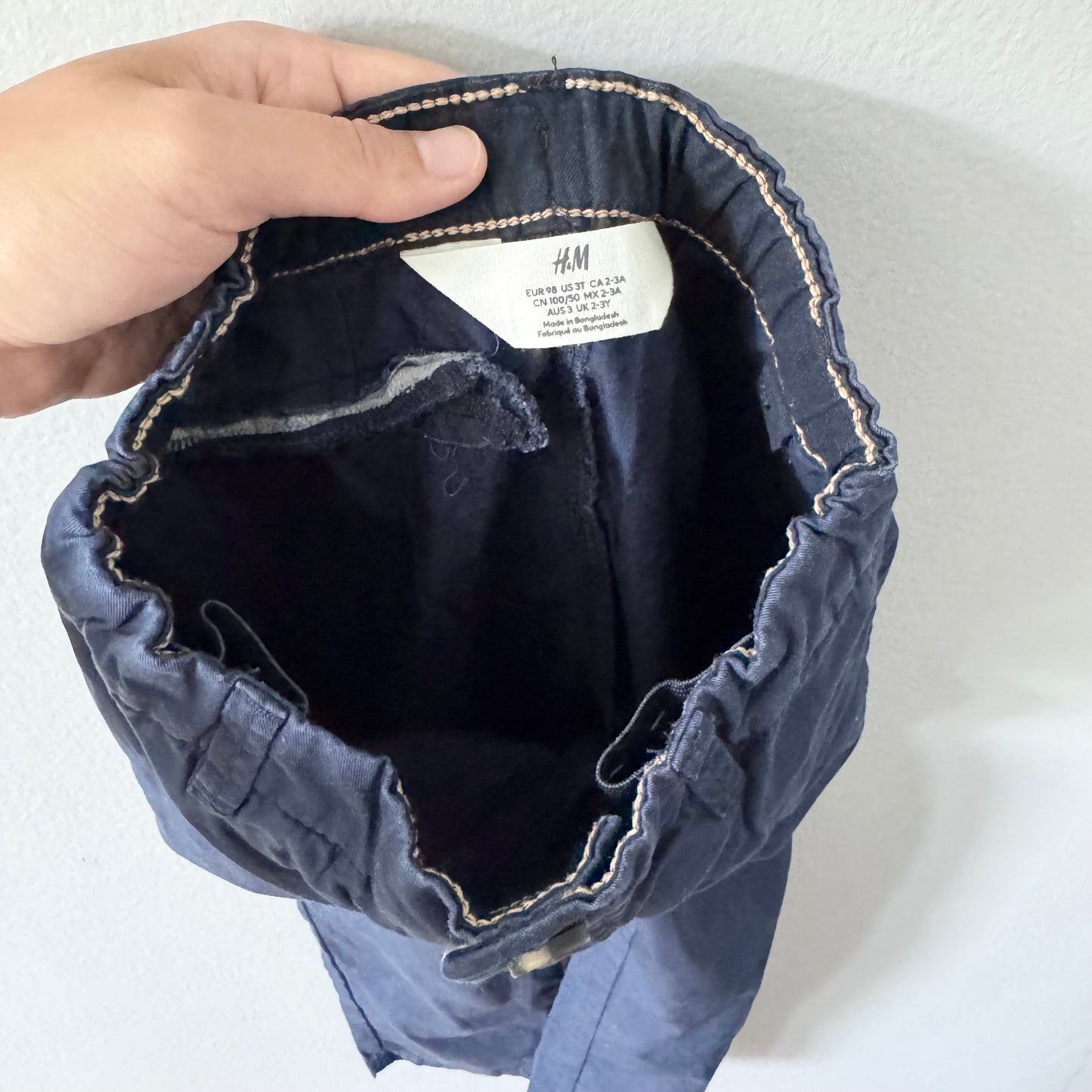 H&M / Navy chino pants / 2-3Y