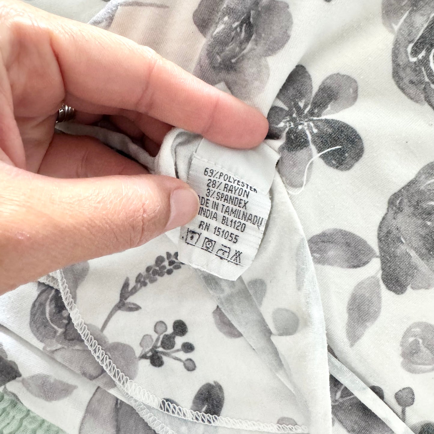 Copper Pearl / Rayon mix blanket - White x black rose