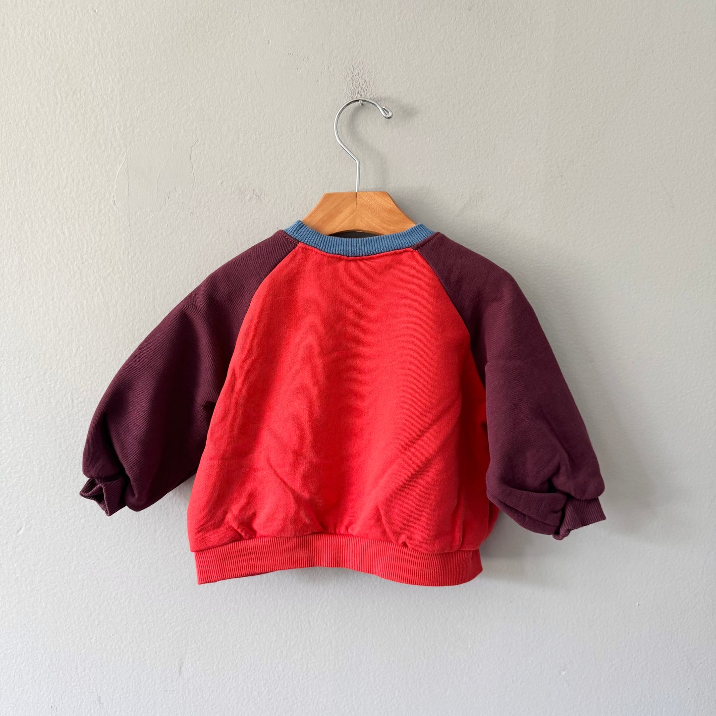Zara / The best dinner club sweatshirt / 2Y