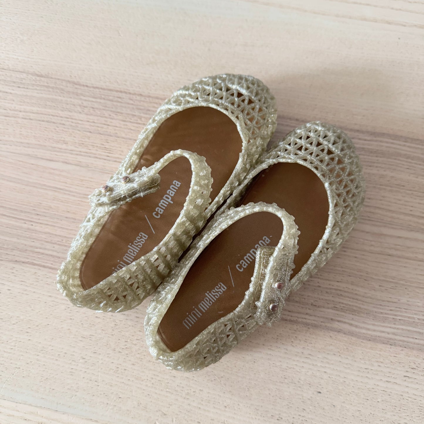 Mini Melissa x Campana / Gold jelly shoes / US9