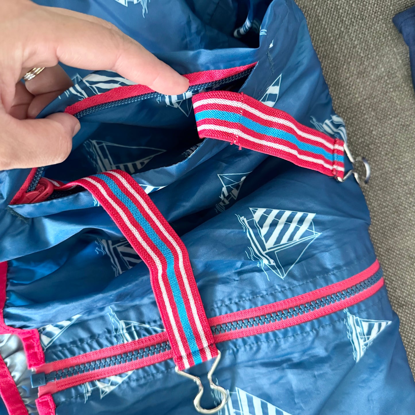 Hatley / Navy yacht packable windbreaker / 7Y