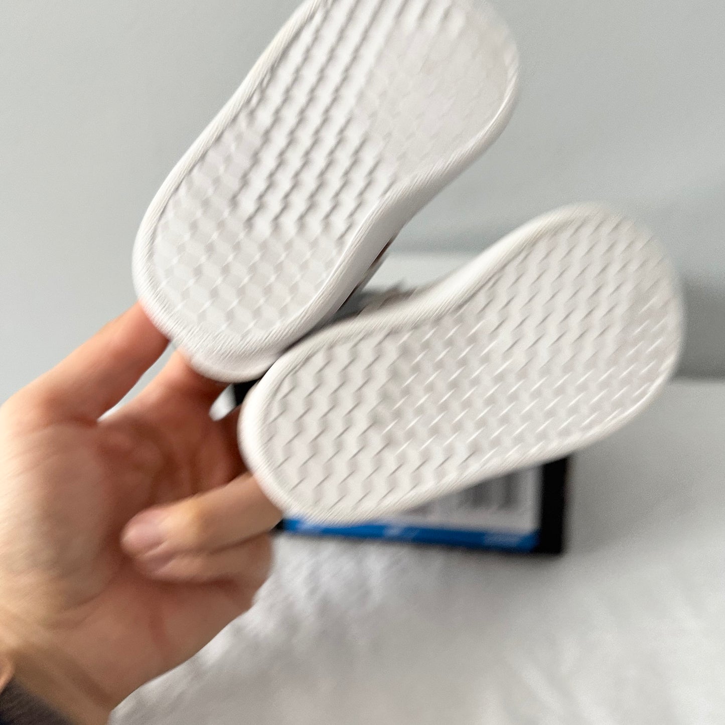 Adidas / Grand Court 1 / Running Shoes / US5 - Brand new