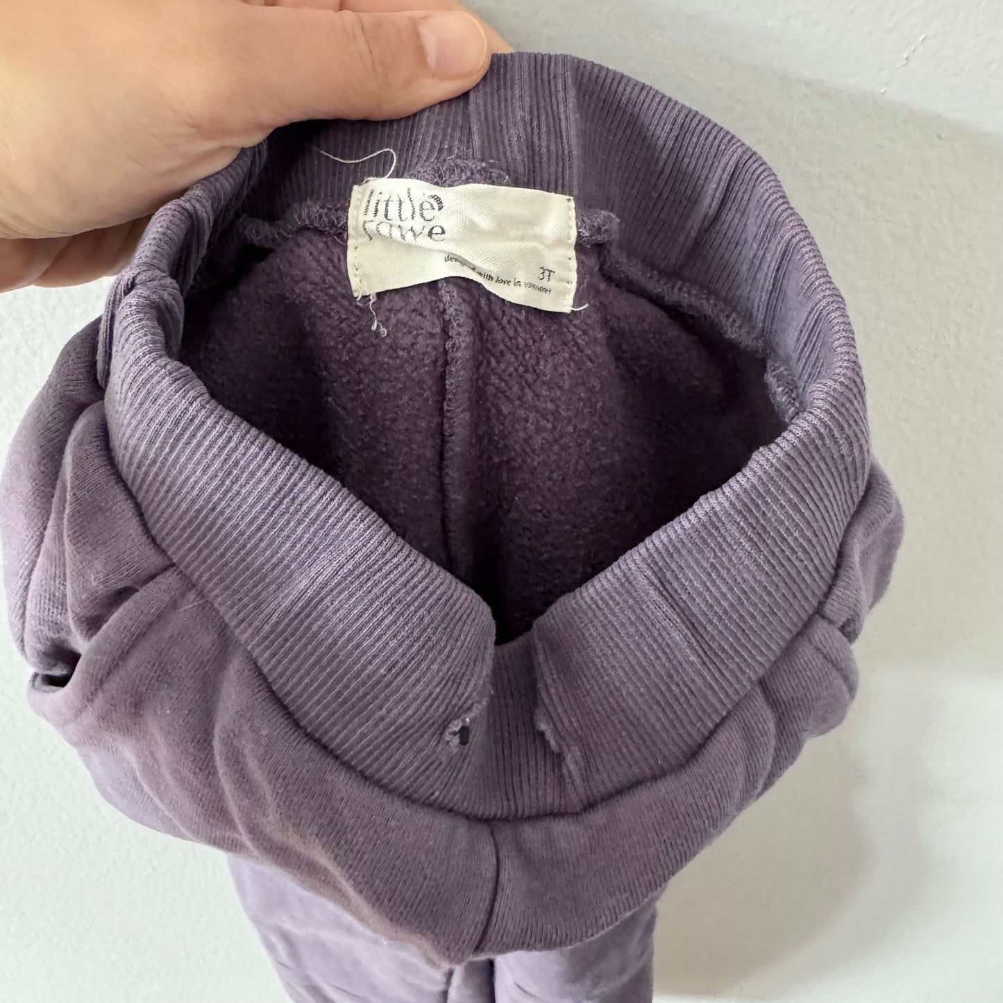 Little Rowe / Dark grey sweatpants / 3Y