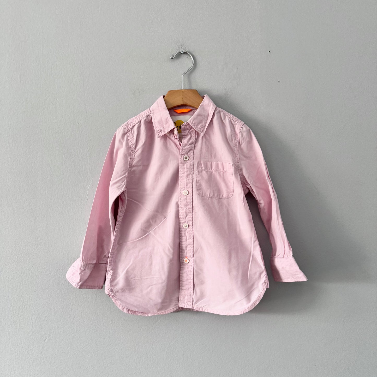 Mini Boden / Pink dressed shirt / 4-5Y