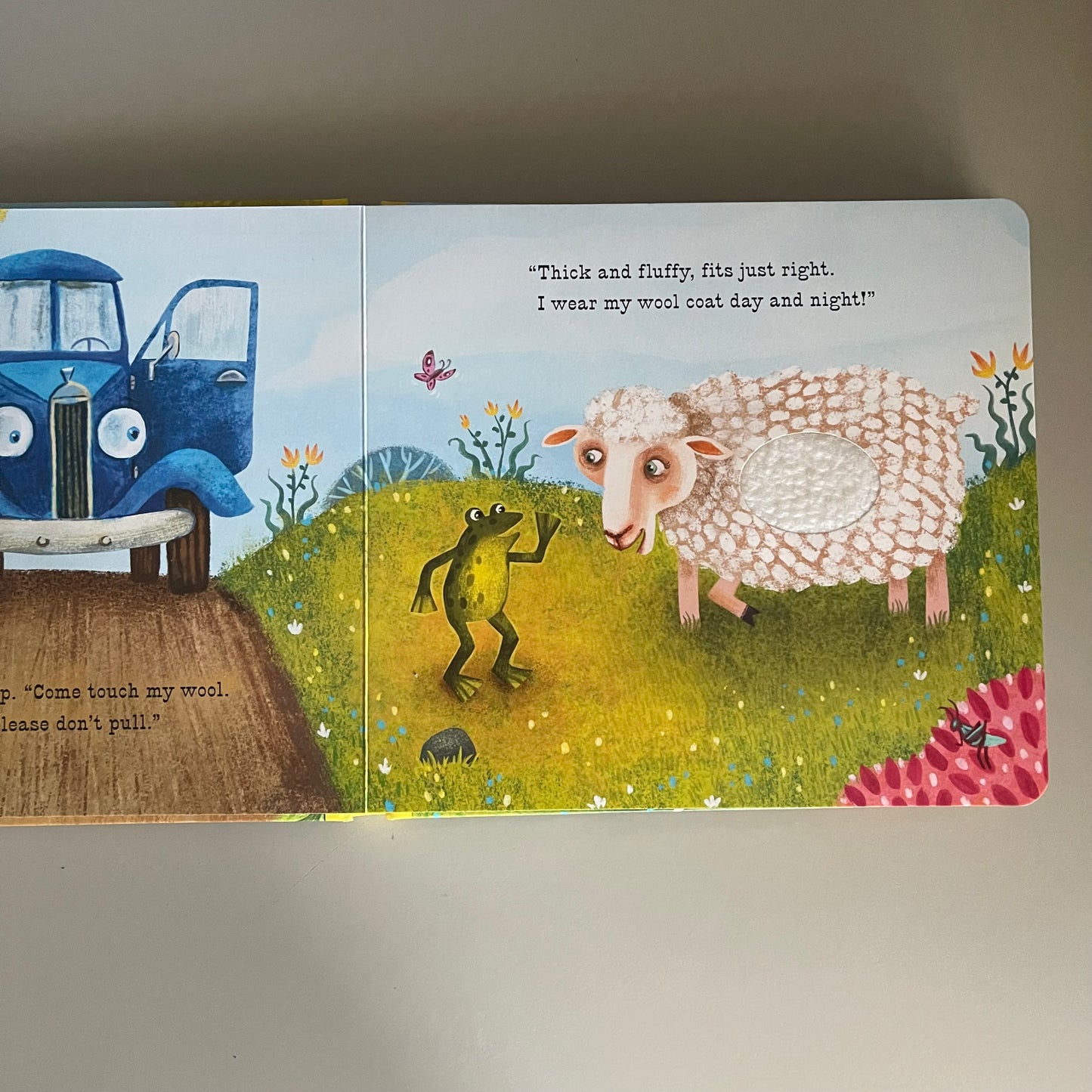 Little Blue Truck Feeling Happy / Alice Schertle