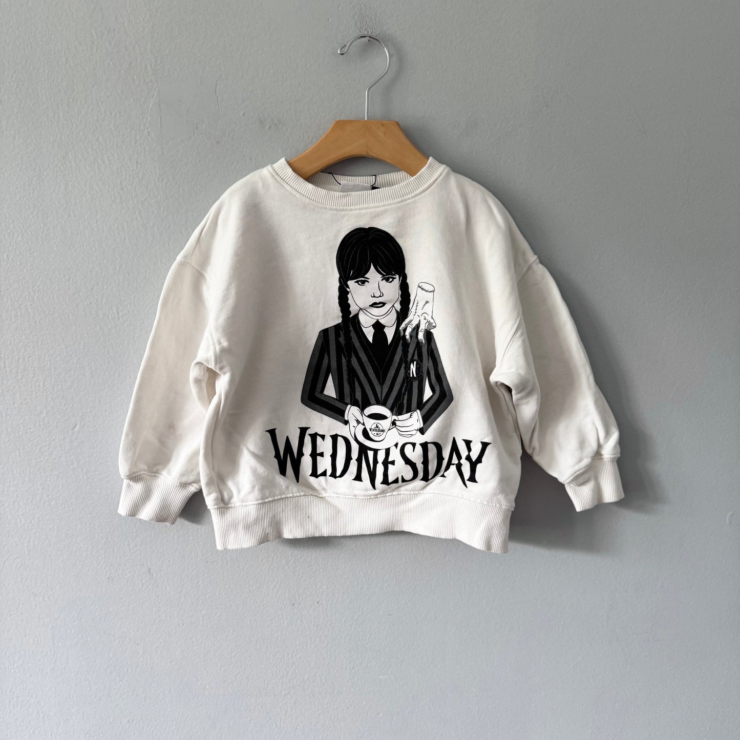 Zara / Wednesday sweatshirt / 6-7Y(Fits 5-6Y)
