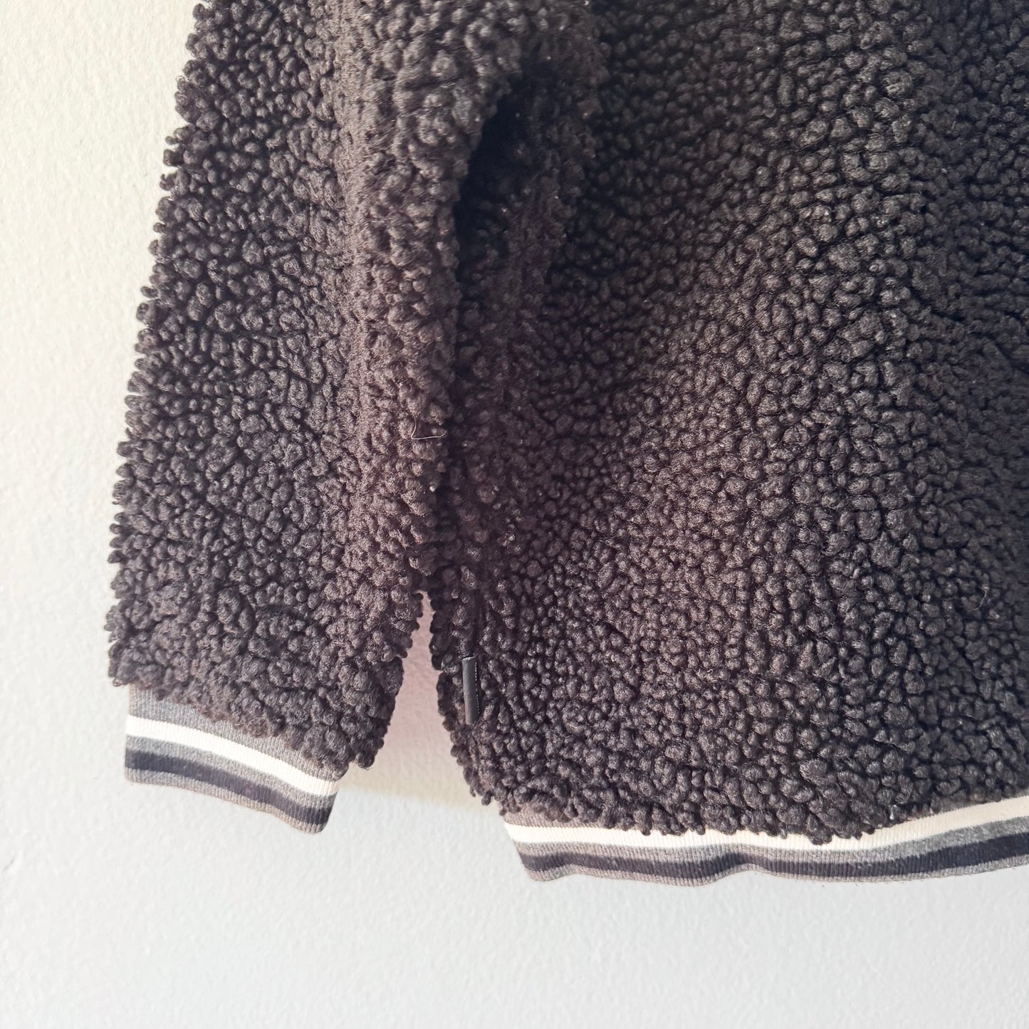 Souris Mini / Black sherpa zip up jacket / 6Y