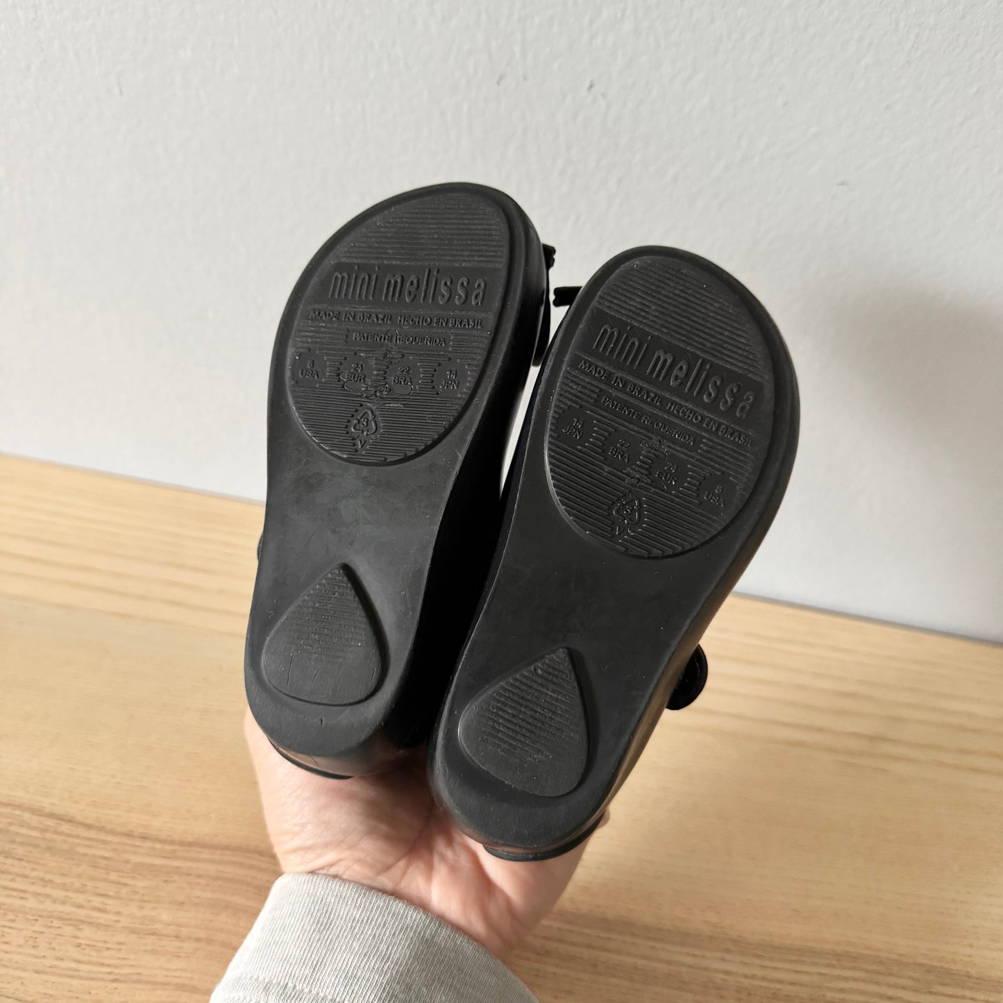 Mini Melissa / Chaussures à enfiler / US8