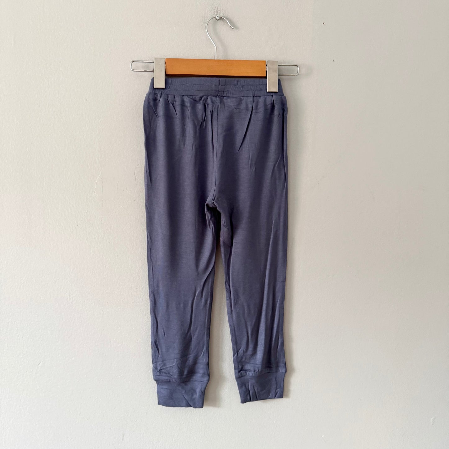 Kate Quinn / Blue jogger pants / 4T - New with tag