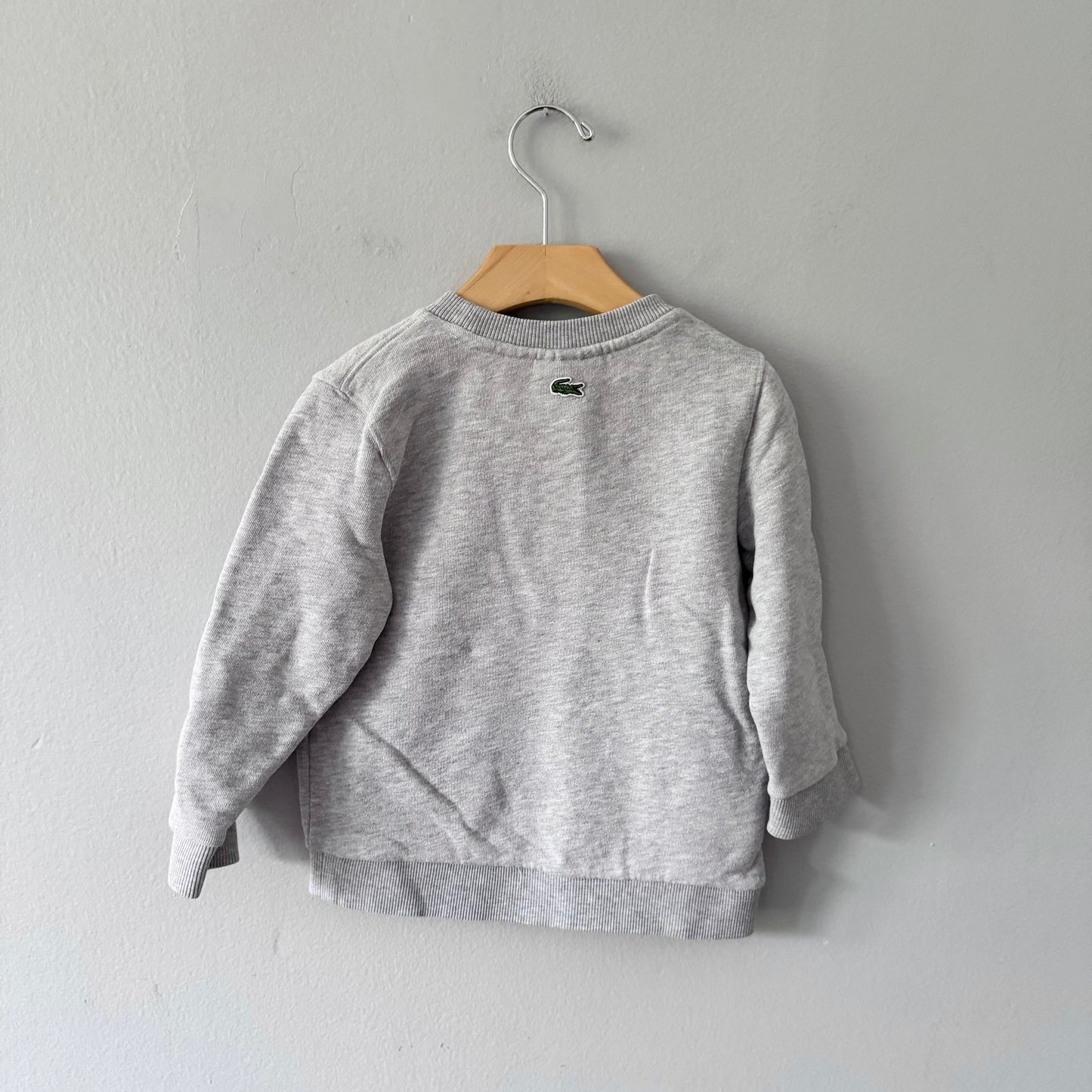 Lacoste / Light grey sweatshirt / 5Y