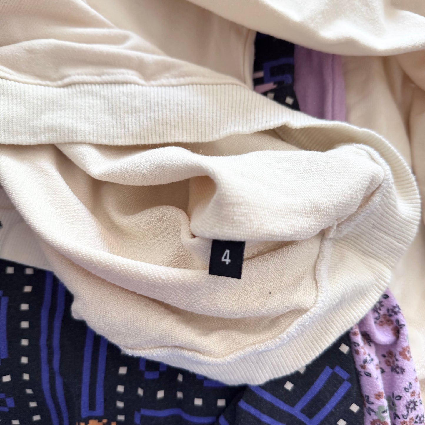 Stilly Handmade / White crew top / 4Y