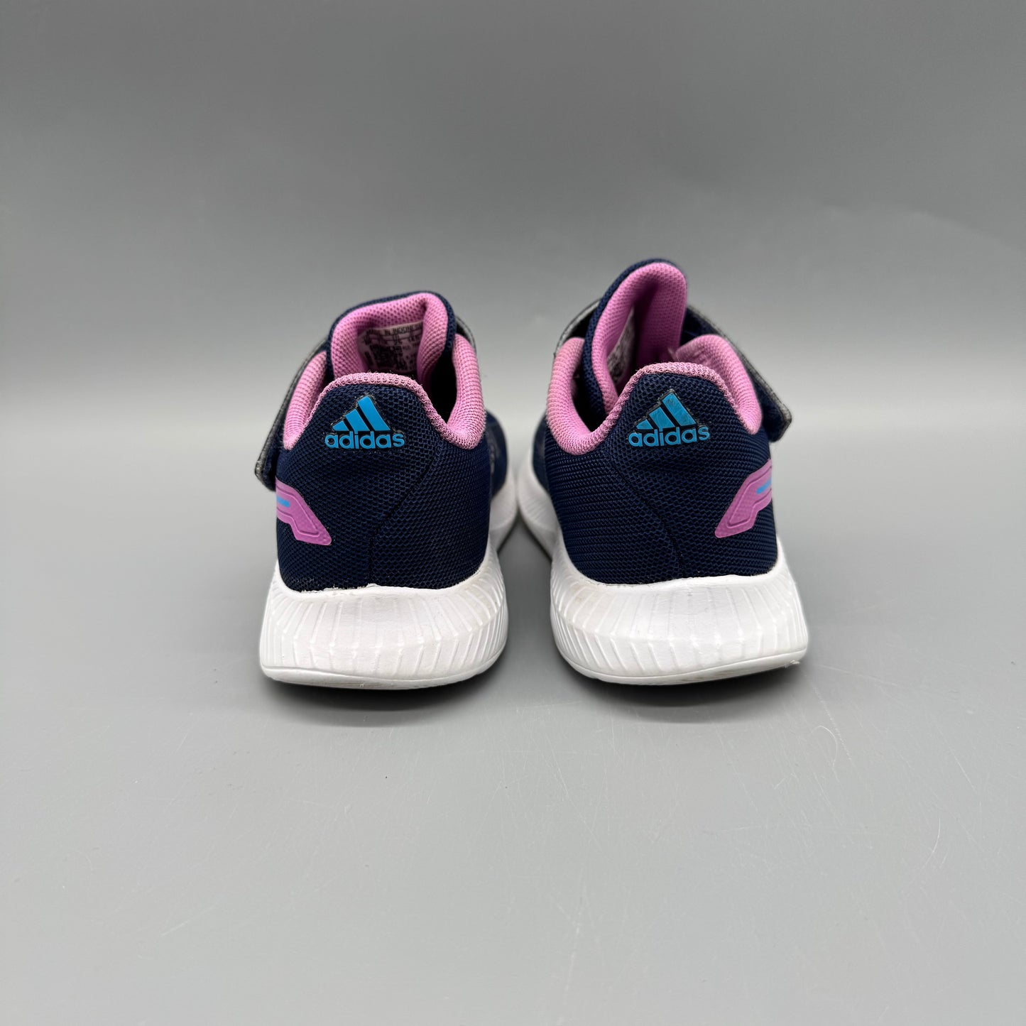 Adidas / Running Shoes / US8