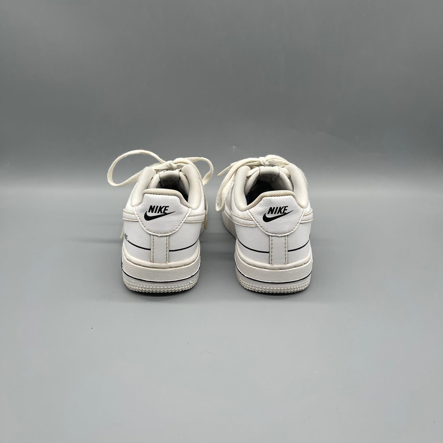 Nike / Air Force 1 / Runner / J1
