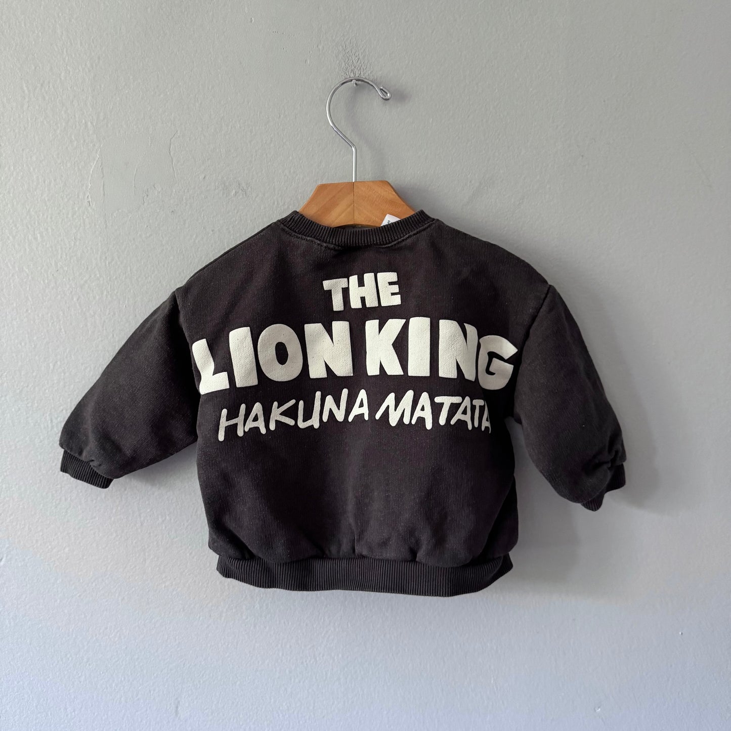 Zara x Lion King / Sweatshirt / 9-12M