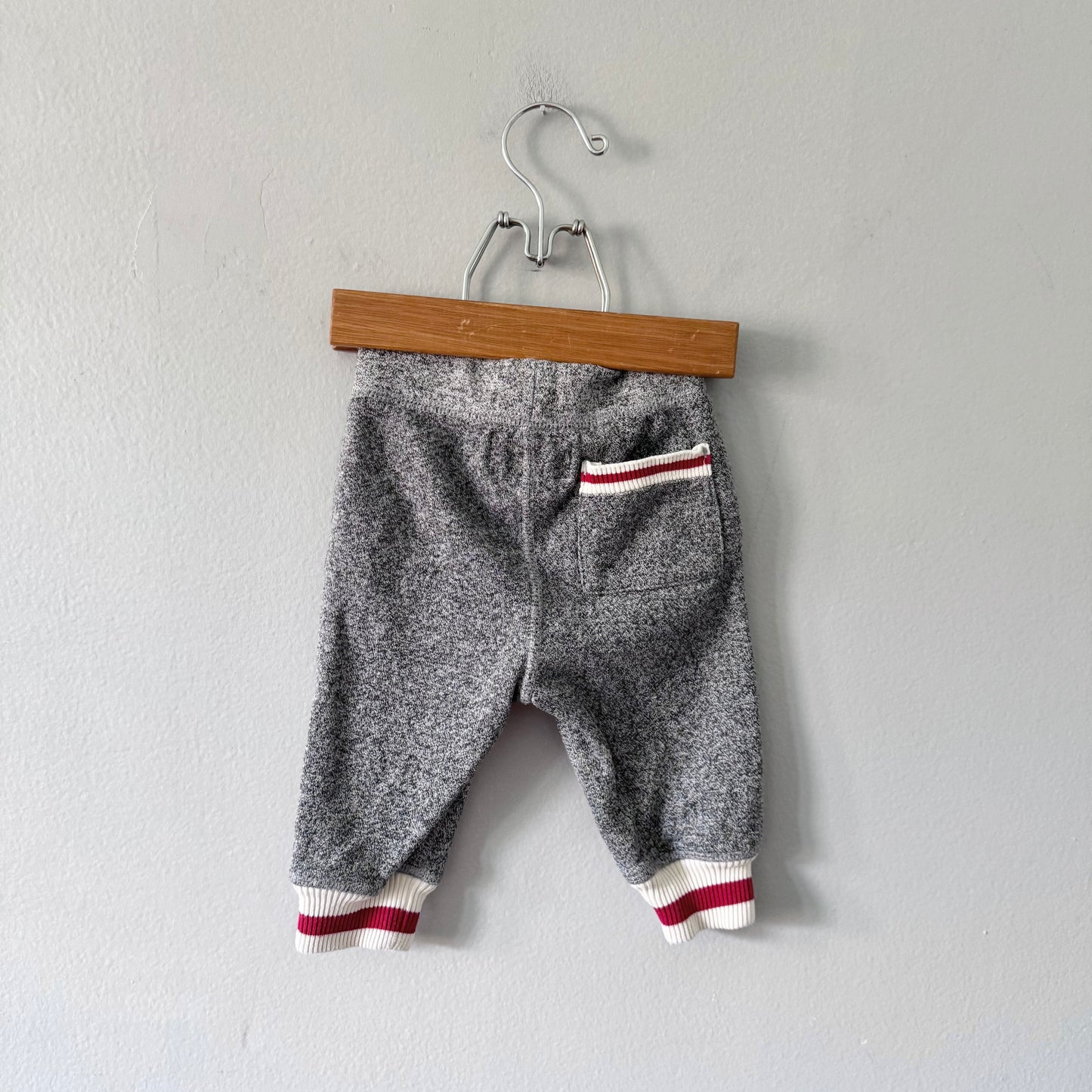 Roots / Salt and pepper sweatpants / 3-6M
