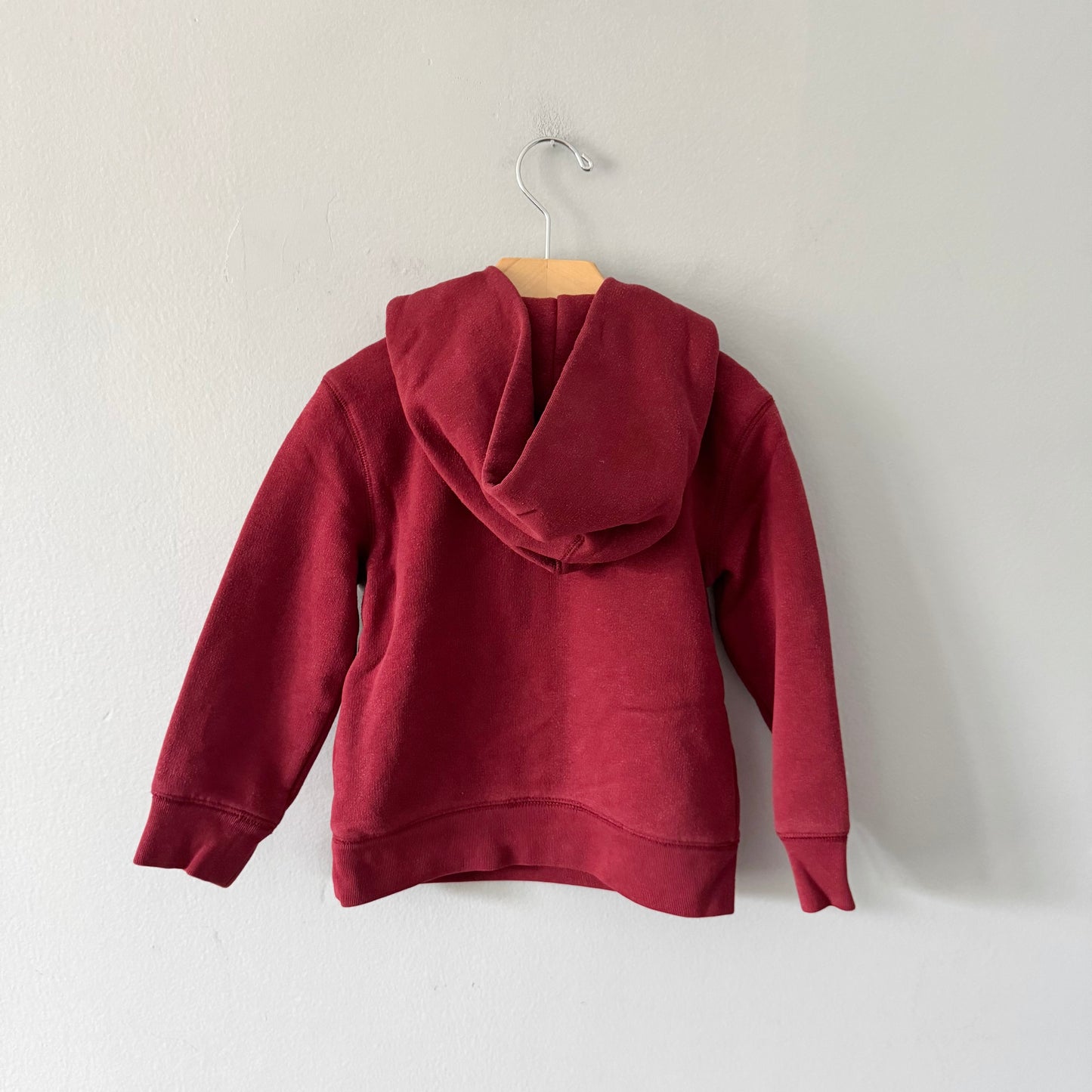 Beaver Canoe / Red Canada hoodie / 4T