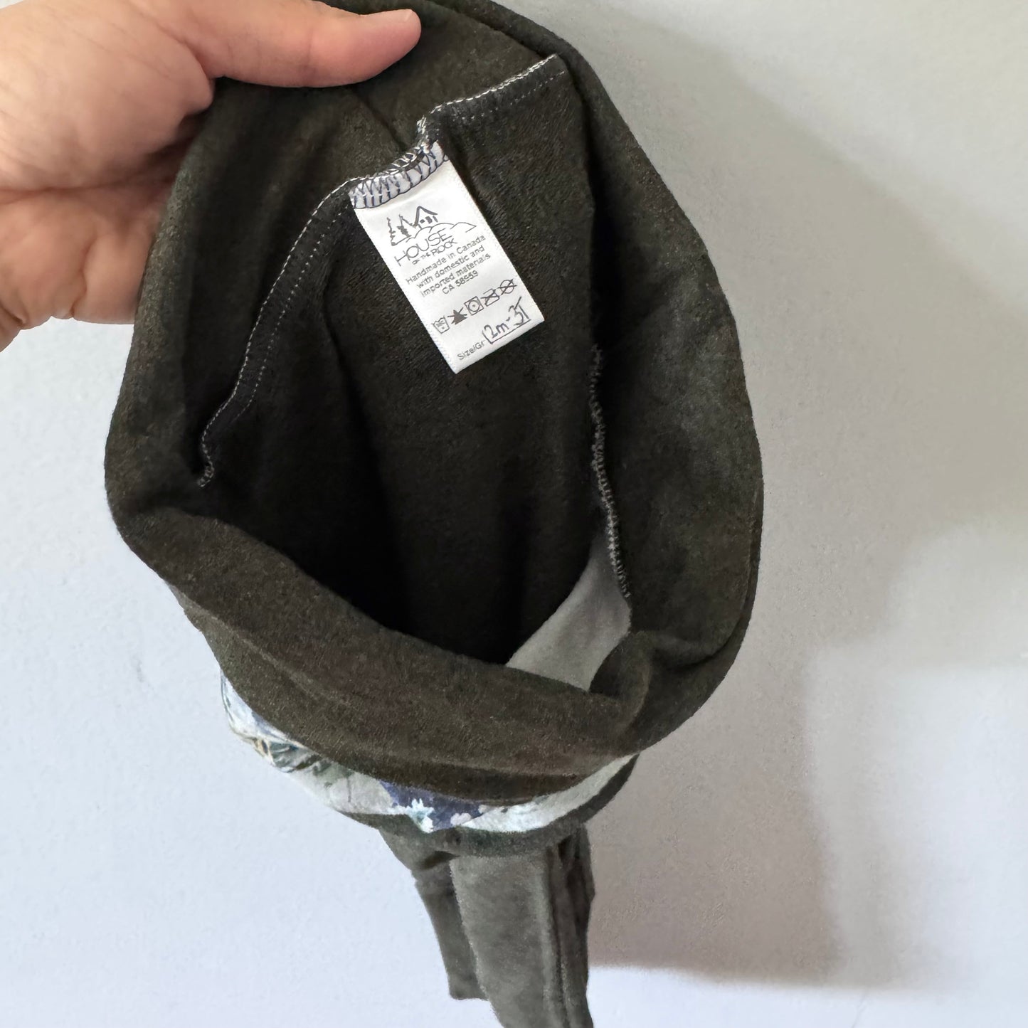 House on the rock / Charcoal grey pants / 12M - 3T