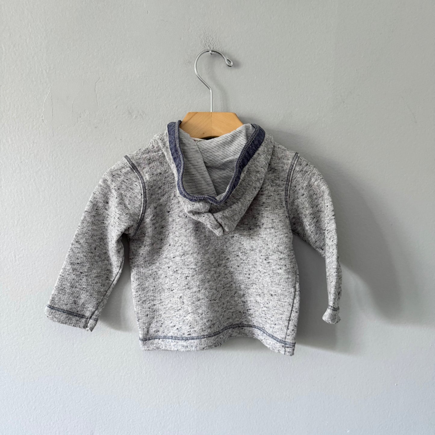 Zara / Light grey hoodie / 9-12M