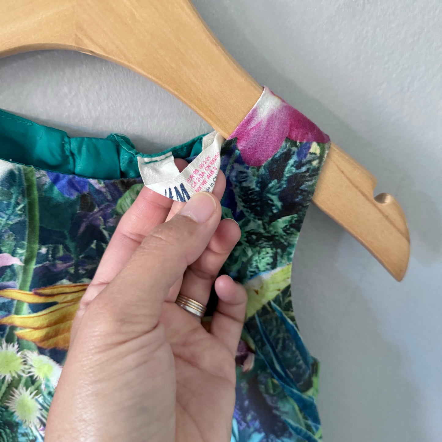 H&M / Green tank dress / 2-3Y