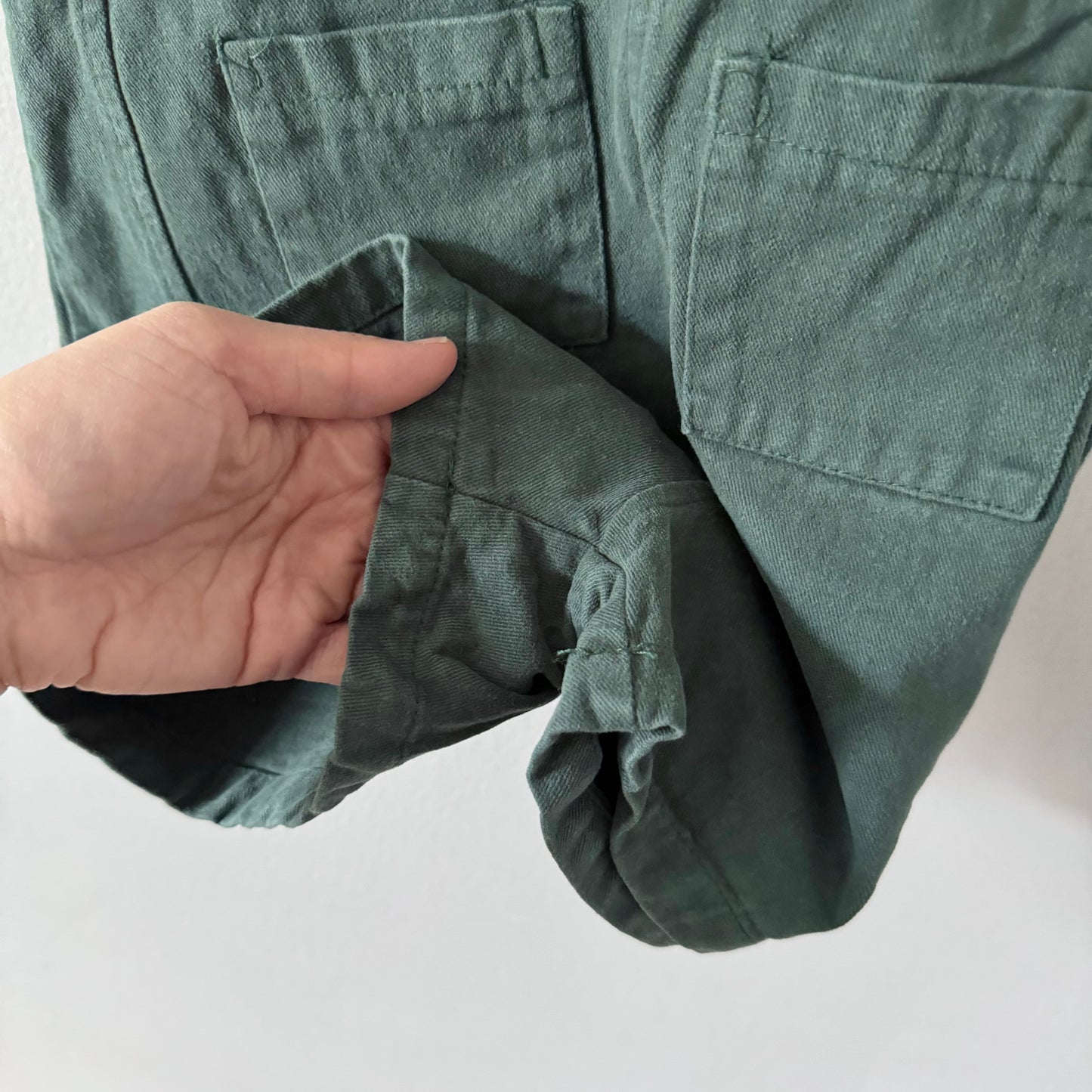 Sans marque / Salopette short vert foncé / 12 mois