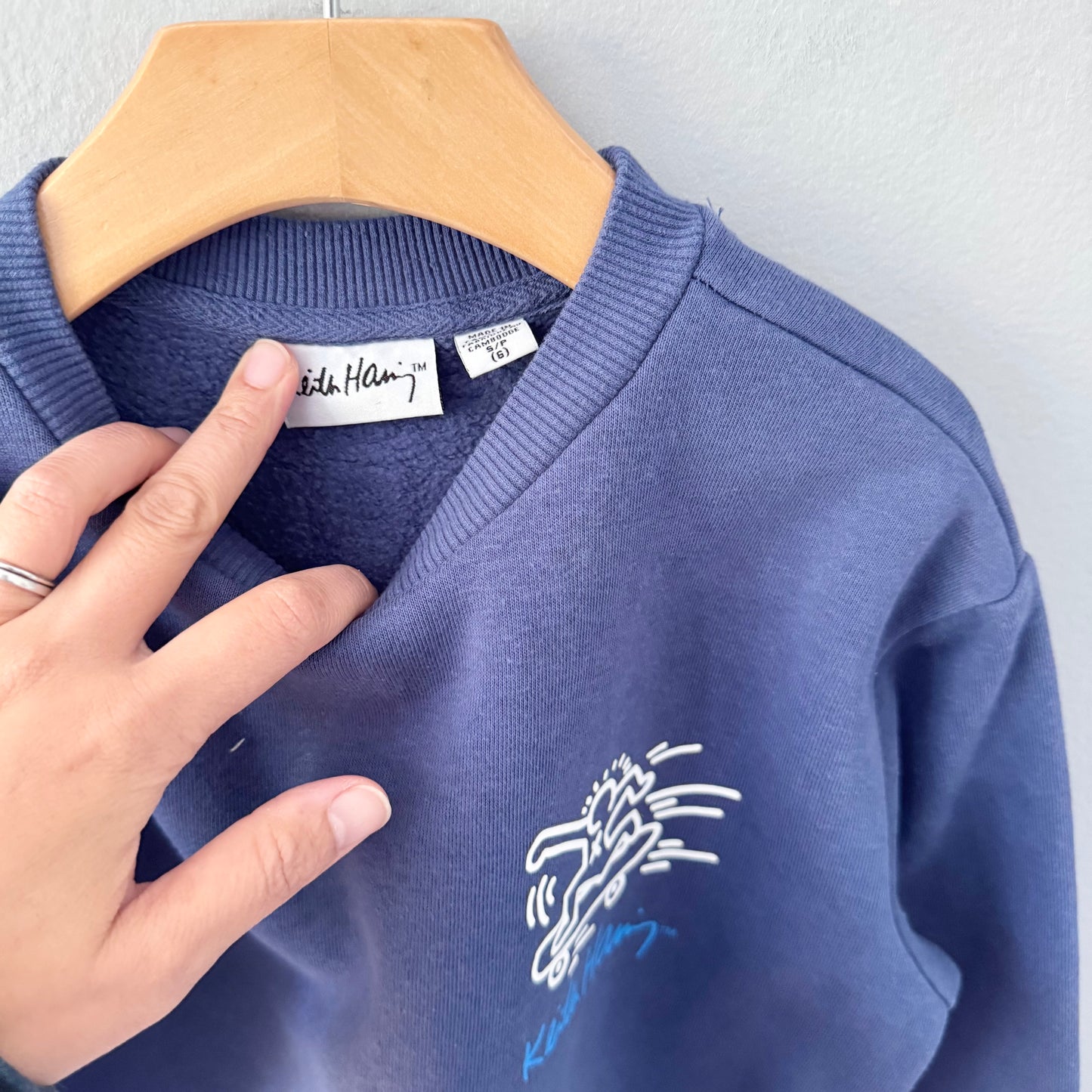 Keith Haring / Navy sweatshirt / 6Y