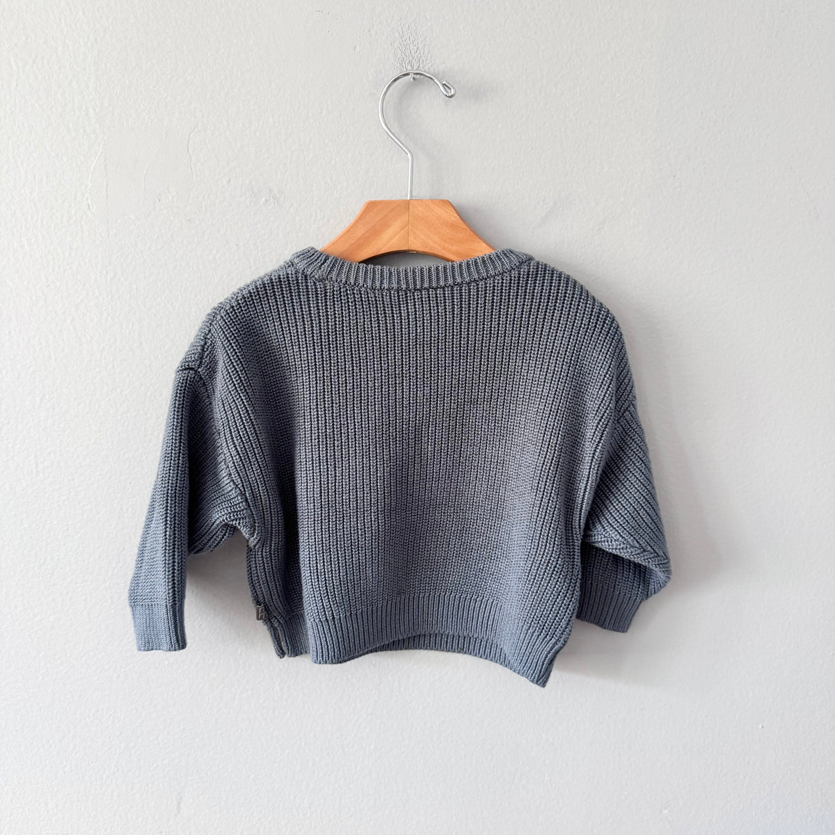 Modern Moments / Blue ribbed knit pullover / 12M