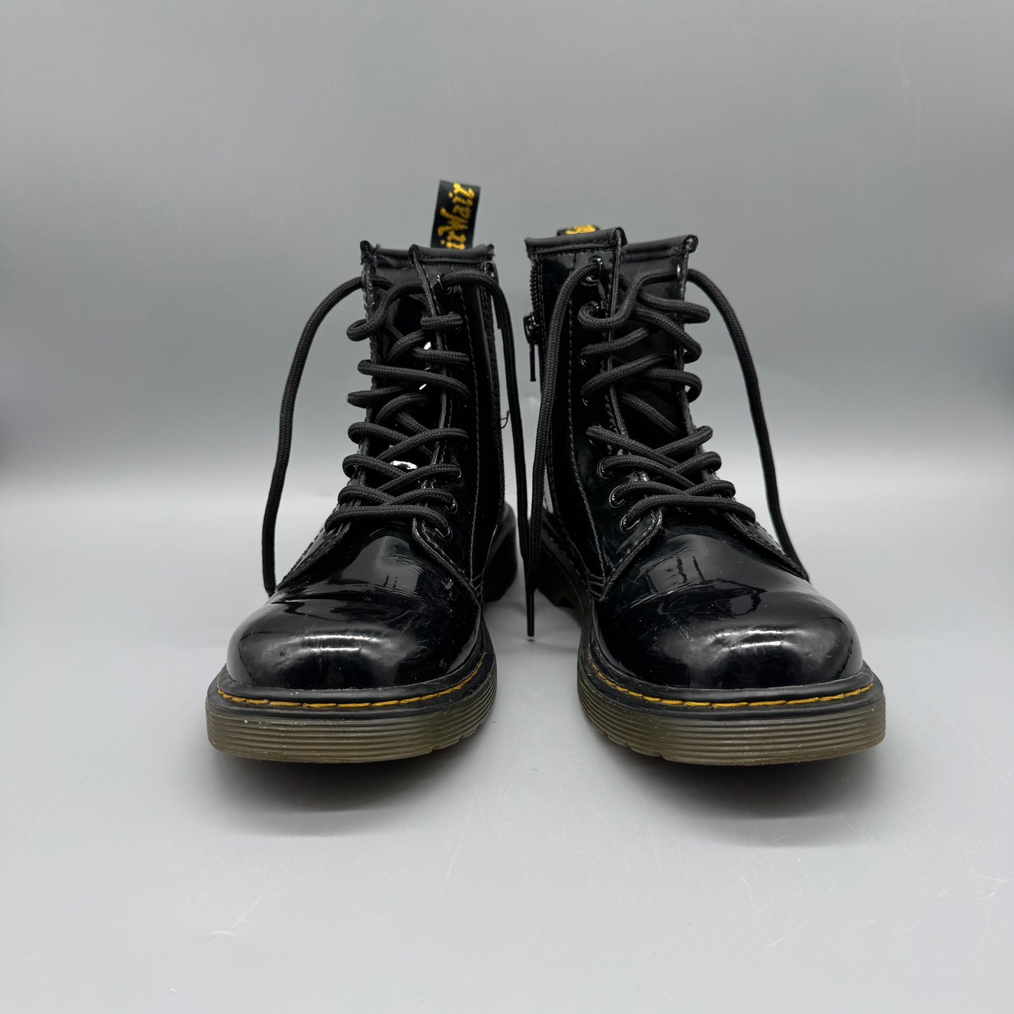 Dr. Martens / Boots / J3