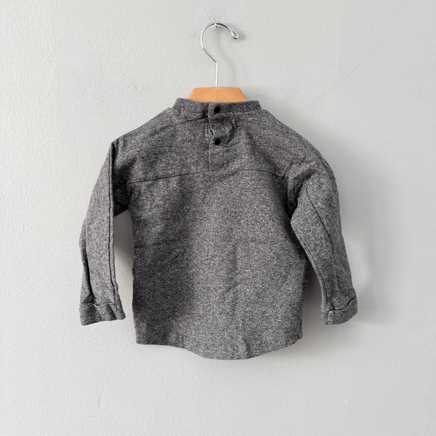 Miles baby / Dark grey sweatshirt / 18M