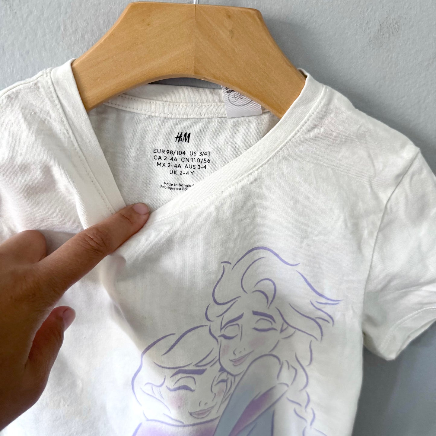 H&M / Frozen 2 white T-shirt / 2-4Y