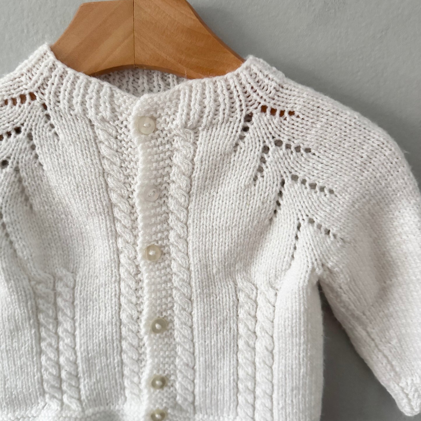 Handmade / White knit cardigan / 3M