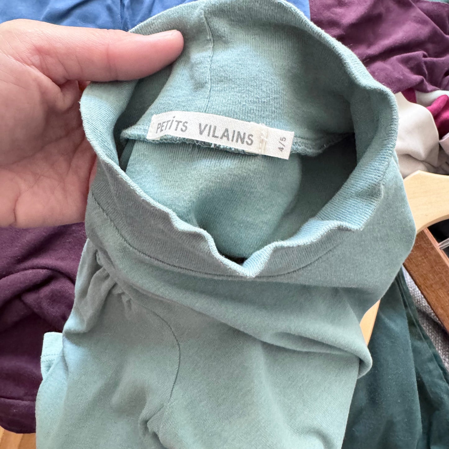 Petits Vilains / Smokey green mock neck top / 4-5Y