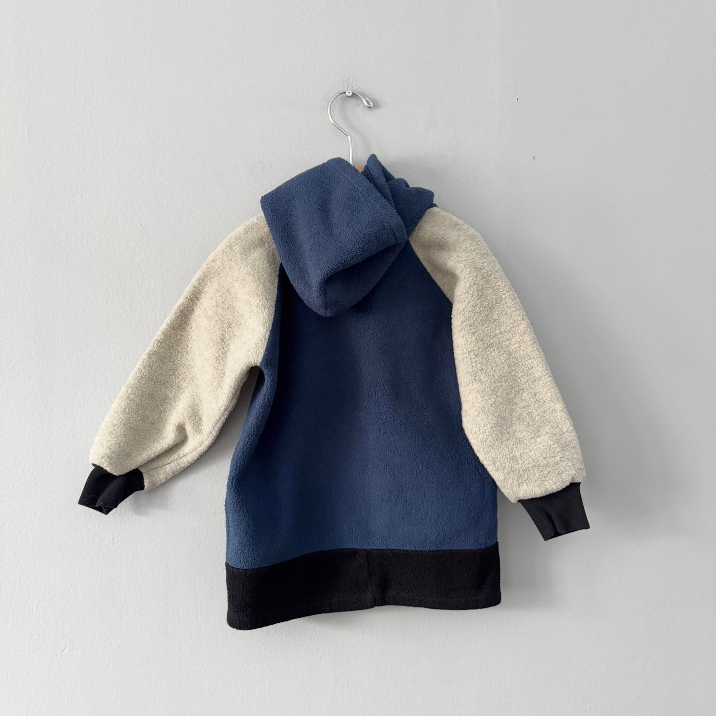 HB Outdoor Wear / Fleece hoodie / 4Y
